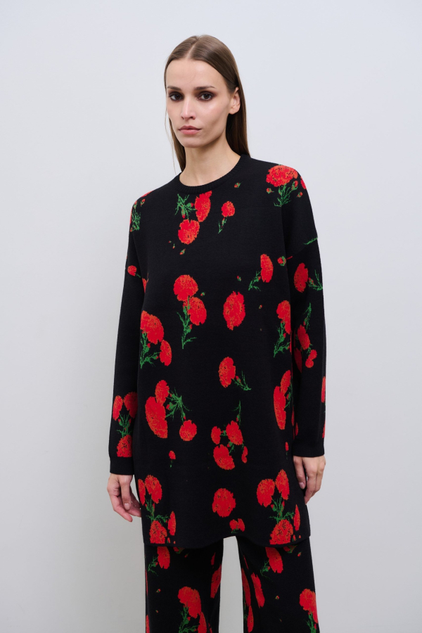 CARNATION KNIT BLOUSE - BLACK 