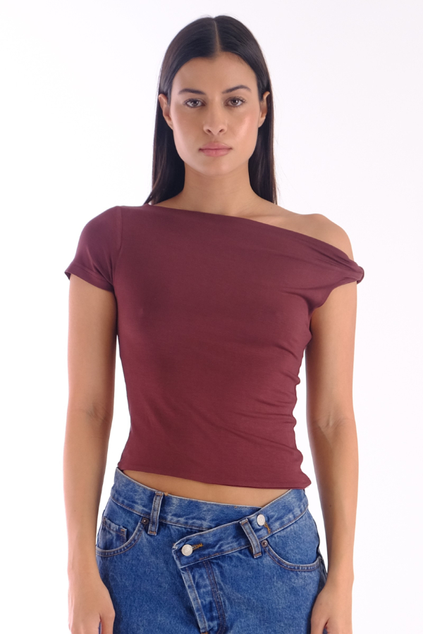 FELICIA MAROON
