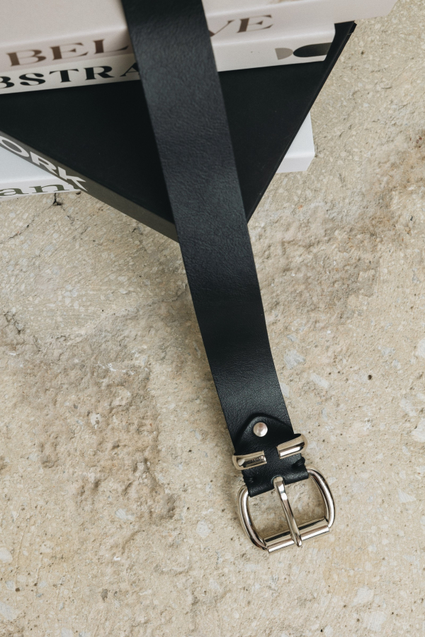 ''HOLLOW'' LEATHER BELT - BLACK/NICKEL