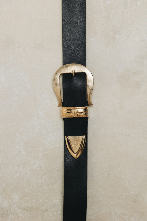 ''AMANDA'' LEATHER BELT- BLACK/GOLD