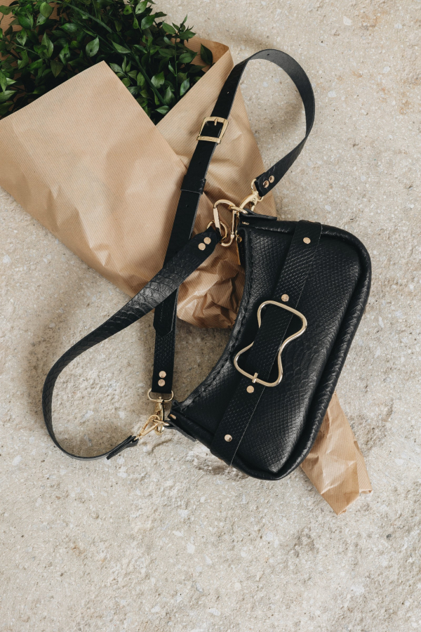 ''VOID'' SHOULDER BAG - BLACK/NICKEL