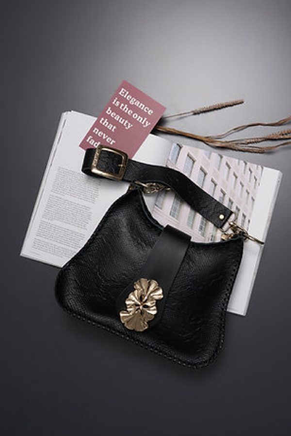 'INNOCENCE' SHOULDER BAG - BLACK