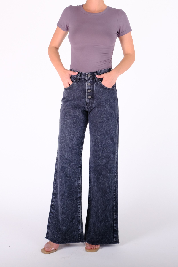 MARISSA BLACK PEARL BUTTONS